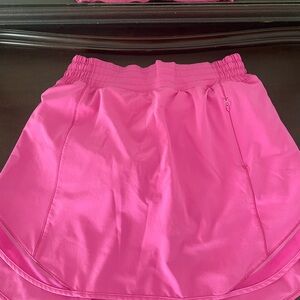 🔴LULULEMON HIGH RISE HOTTY HOT SKIRT🔴